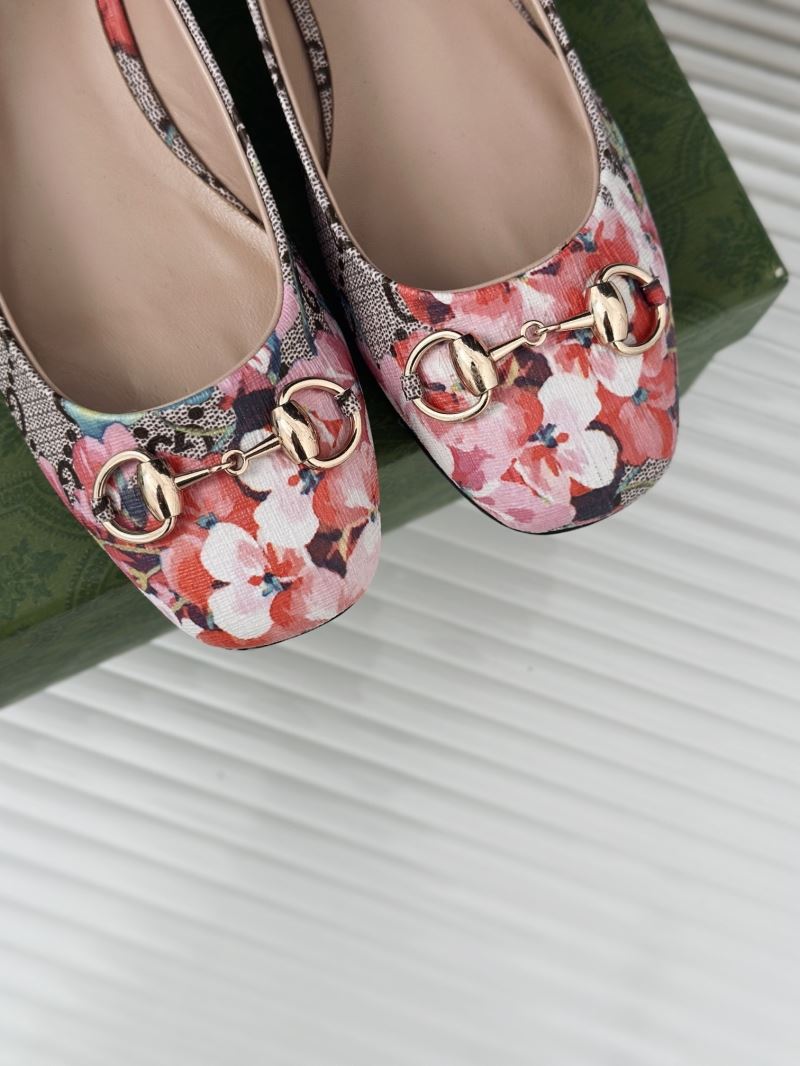 Gucci Flat Shoes